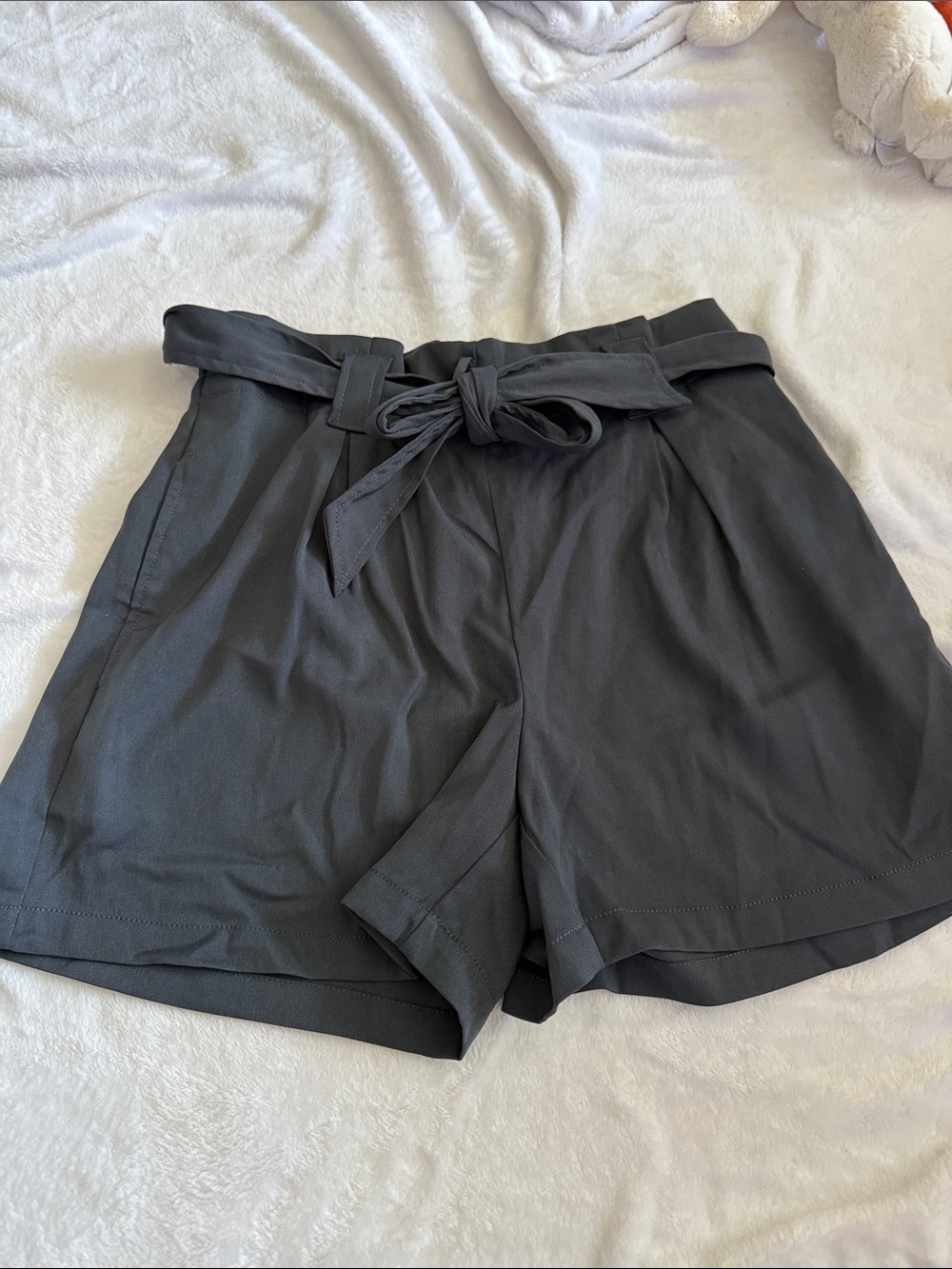 Max Studio charcoal High-Waist Tie-Belt Dressy Shorts